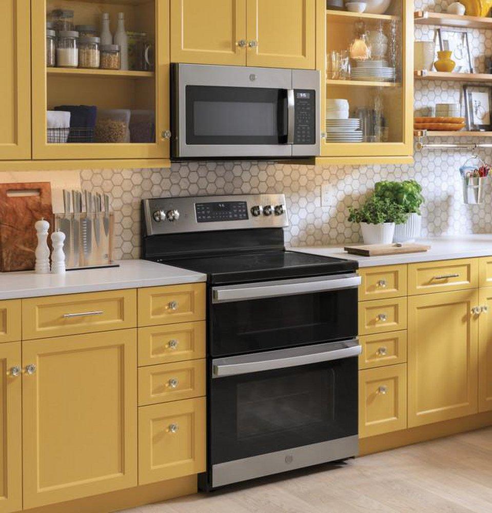 GE&reg; Stainless Steel 29-7/8 in. 6.6 cu. ft. 40A Freestanding Double Oven 