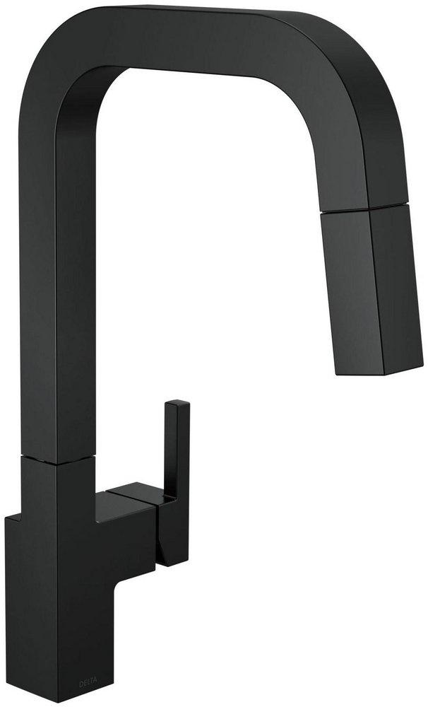DELTA JUNCTION: SINGLE-HANDLE PULL-DOWN KITCHEN FAUCET 