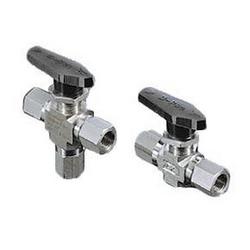 1/4 in. Tube OD 6000# 316 Stainless Steel VH86 Series High Pressure Multi Purpose Ball Valve Peek Seat