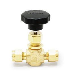1/4 in. Tube OD 3000# Brass  V15 Series Needle Valve