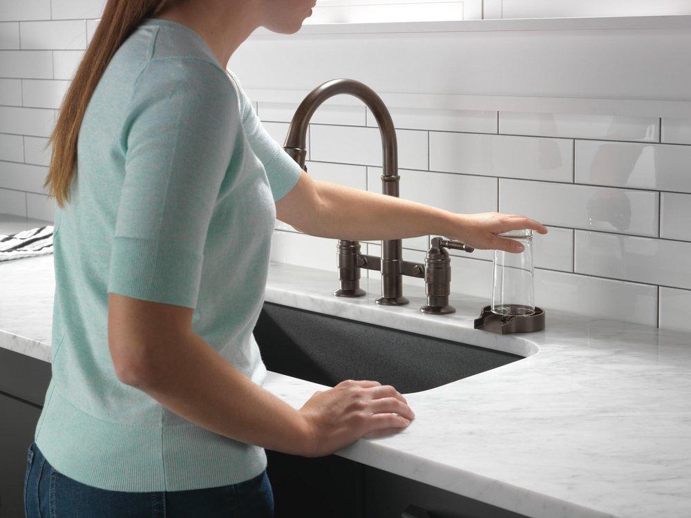 Delta Faucet Venetian Bronze Glass Rinser 