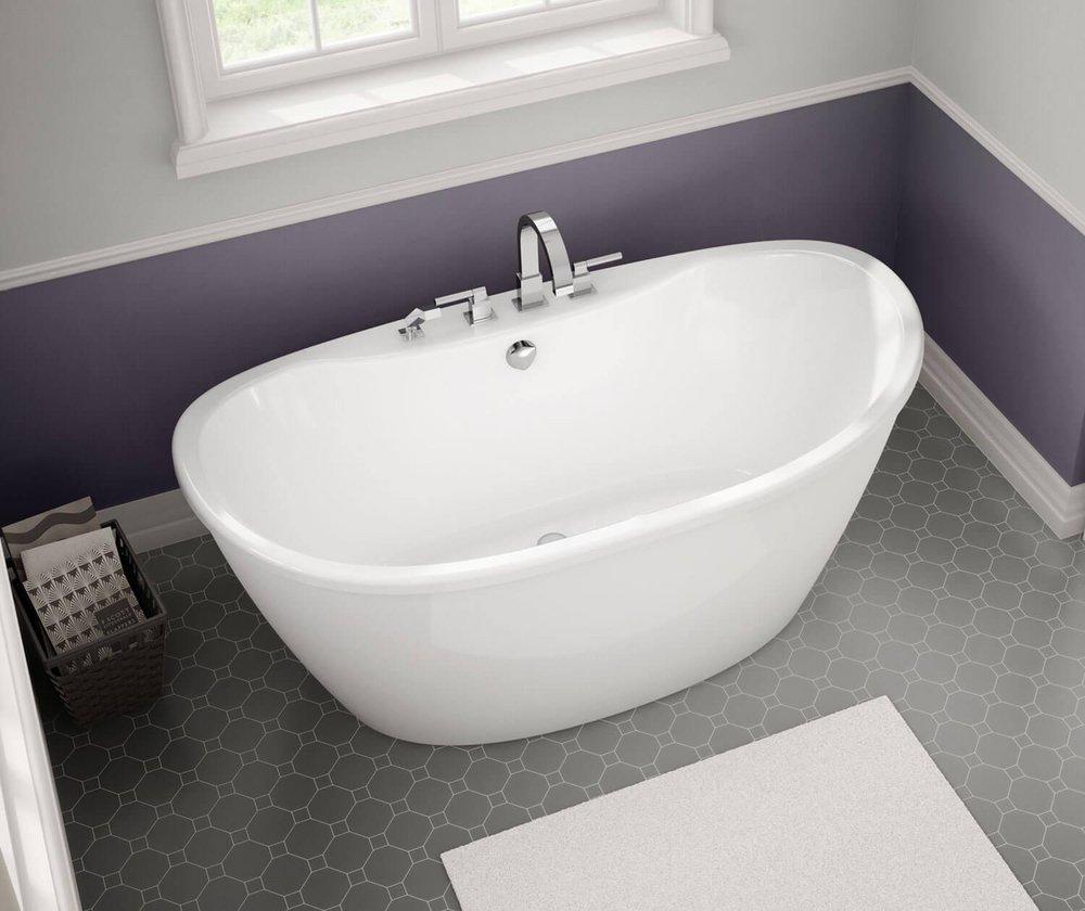MAAX White 60 x 32 in Freestanding Bathtub with Center Drain 