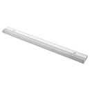 Quorum International Matte White 13W 1-Light Array LED Under Cabinet Lighting in Matte White 