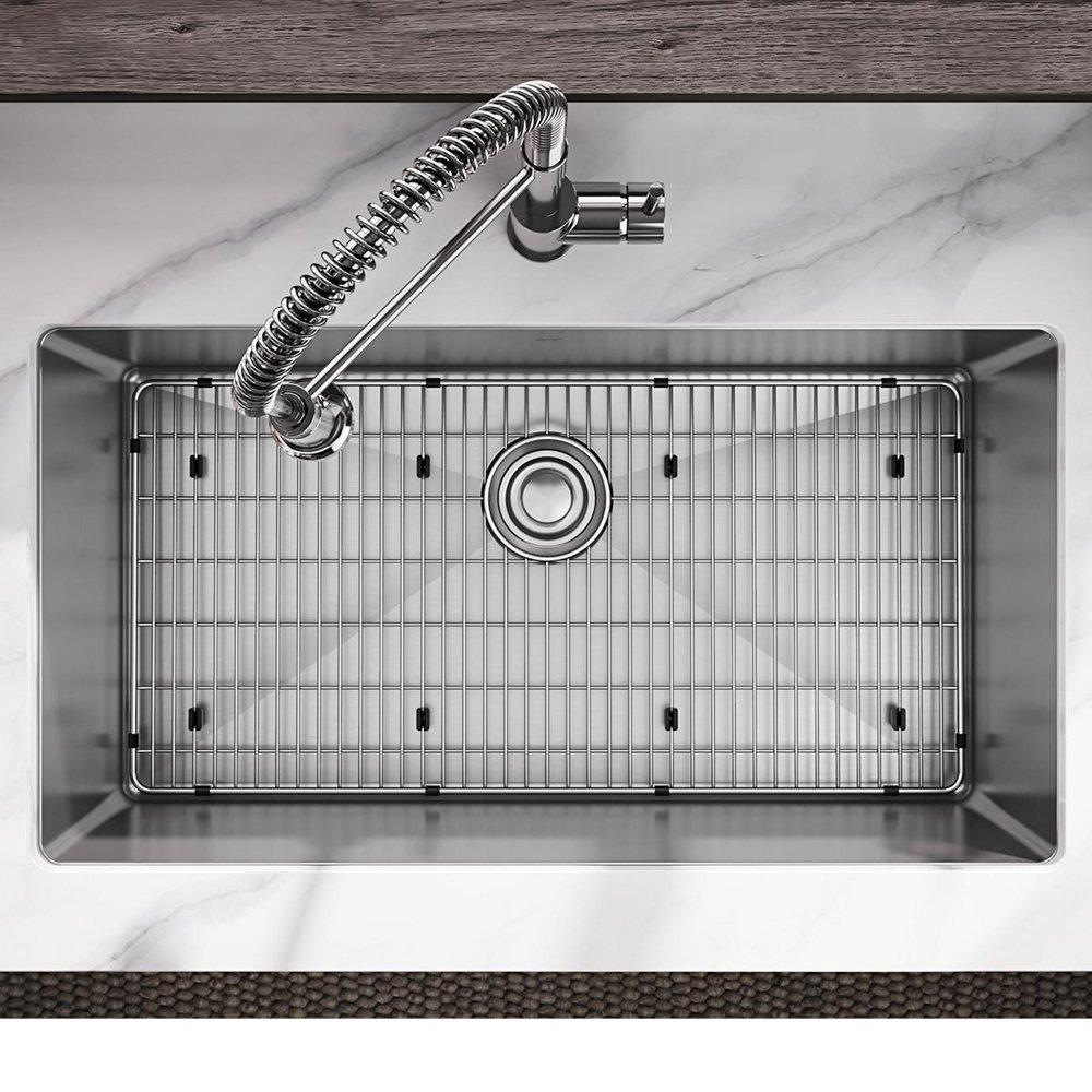 Elkay Polished Satin 32-1/2 x 18 in. 1-Hole Stainless Steel Single Bowl Undermount Kitchen Sink 