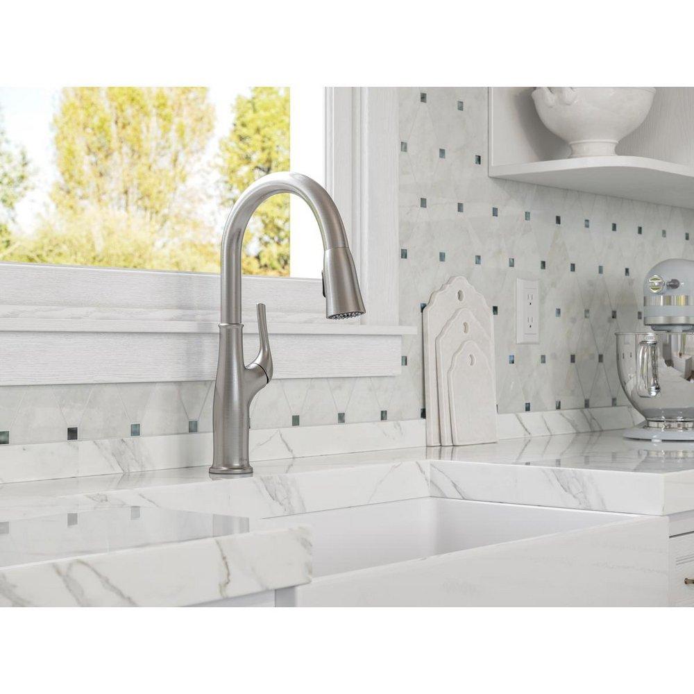 Pfister Stainless Steel Single Handle Pull Down Kitchen Faucet 