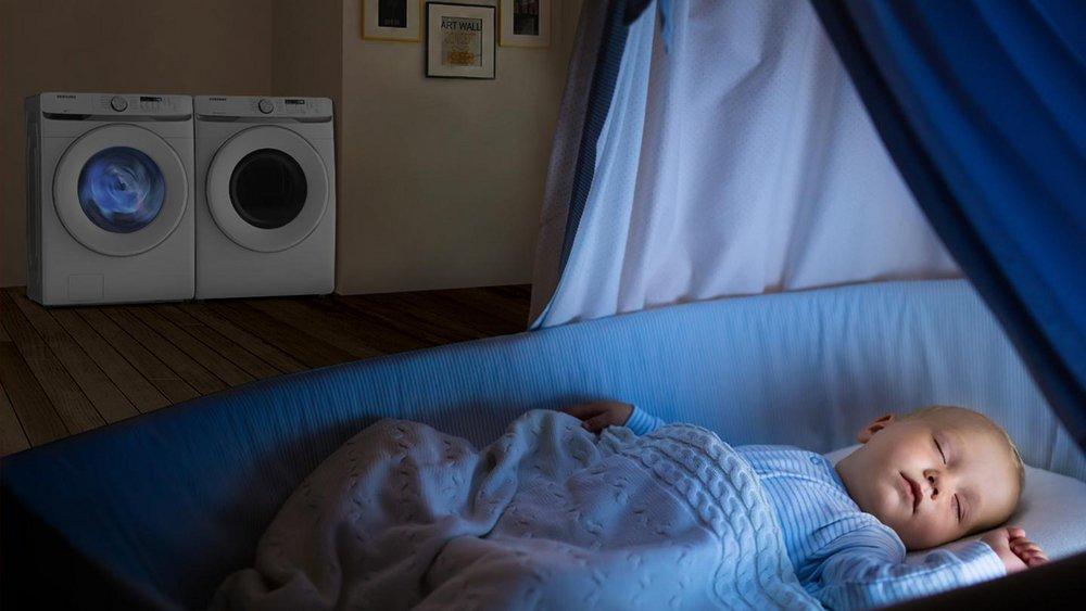 Samsung White 31-3/8 in. 4.5 cu. ft. Electric Front Load Washer 