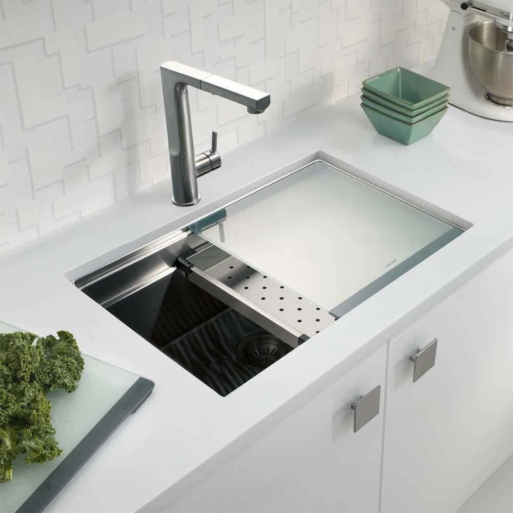 Houzer 23 x 18 in. No Hole 1 Bowl Undermount Kitchen Sink 