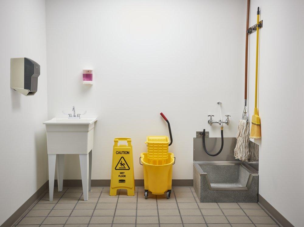 FIAT Products White 20 x 24 in. Floor Mount Laundry Sink 