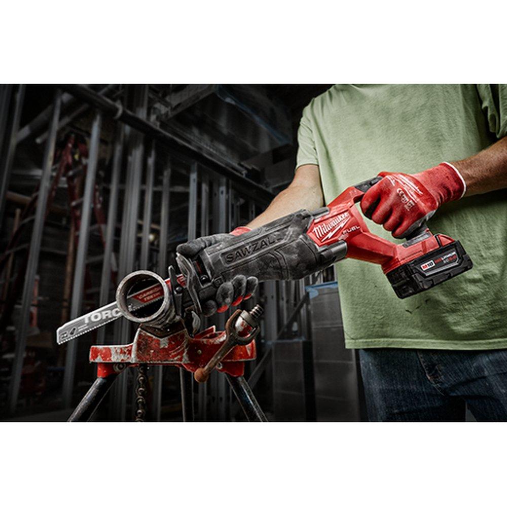Milwaukee&reg; Black Cordless 5A Lithium-ion Reciprocating Tool Kit 