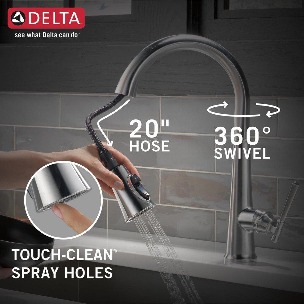Delta Faucet Lumicoat&reg; Arctic Stainless Single Handle Pull Down Kitchen Faucet 
