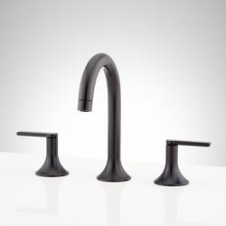 Lever Handle in Matte Black