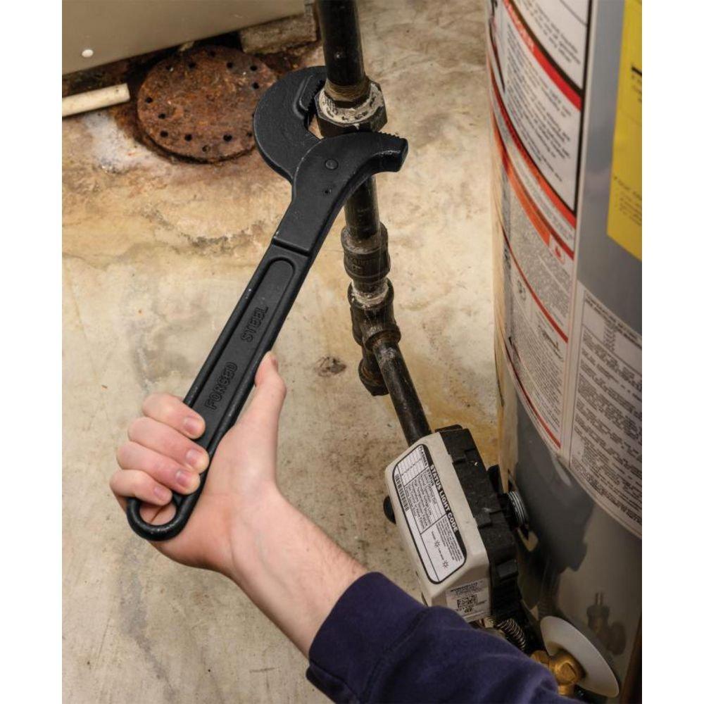 REED Black Adjustable Wrench 