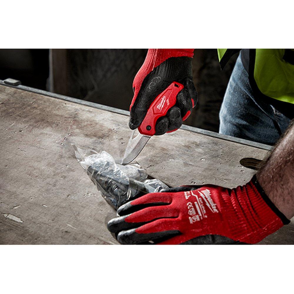 Milwaukee&reg; 1-1/2 in. Pocket Knife 