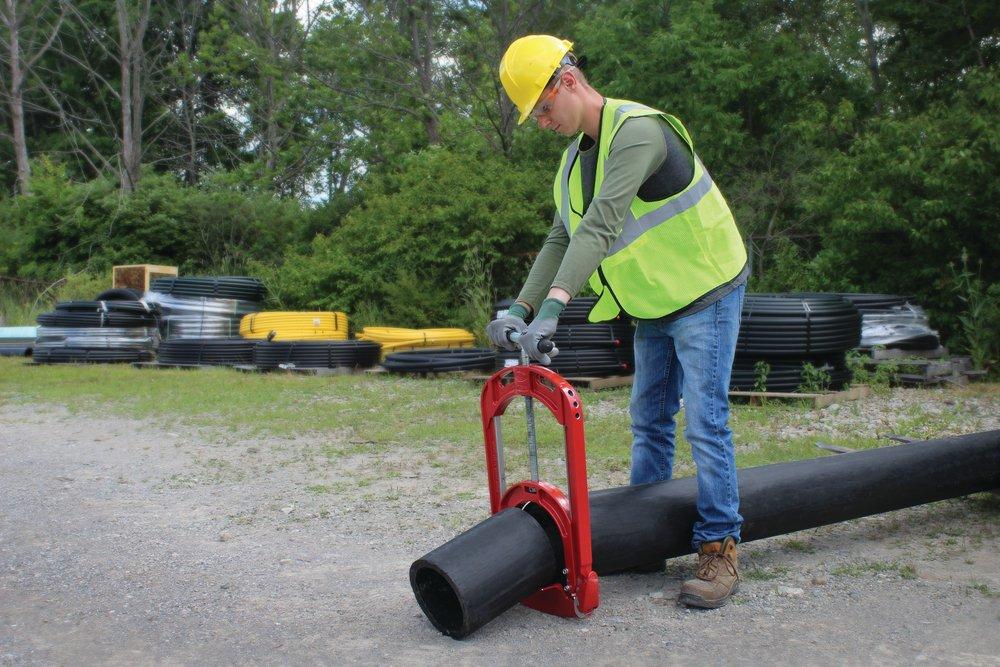 REED Red PE Pipe Cutter 