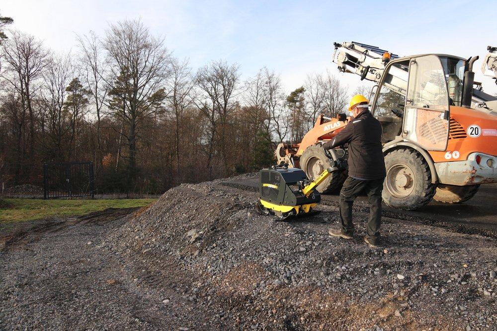 BOMAG Black Power Gas Reversible Plate 