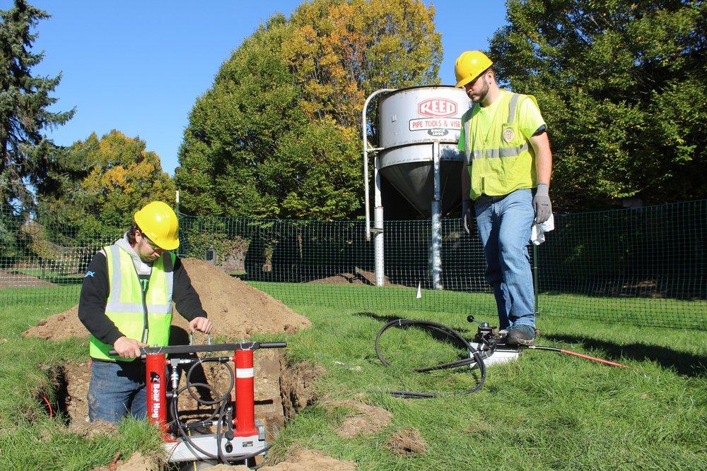 REED Red Squeeze-Off Tool 