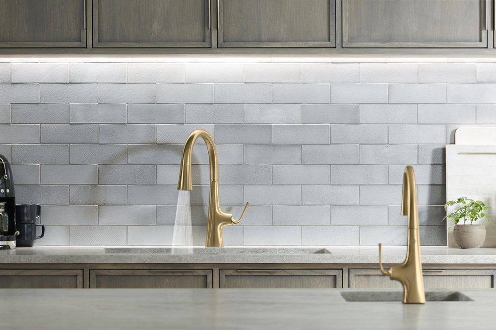 KOHLER Vibrant&reg; Brushed Moderne Brass Single Handle Pull Down Kitchen Faucet 