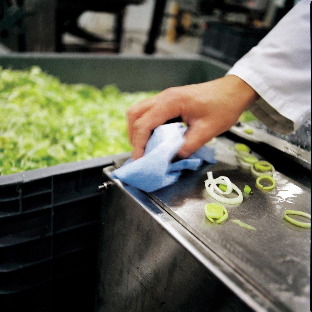 TORK MAXI TWL/WIPER DISPN RED/SMOKE 