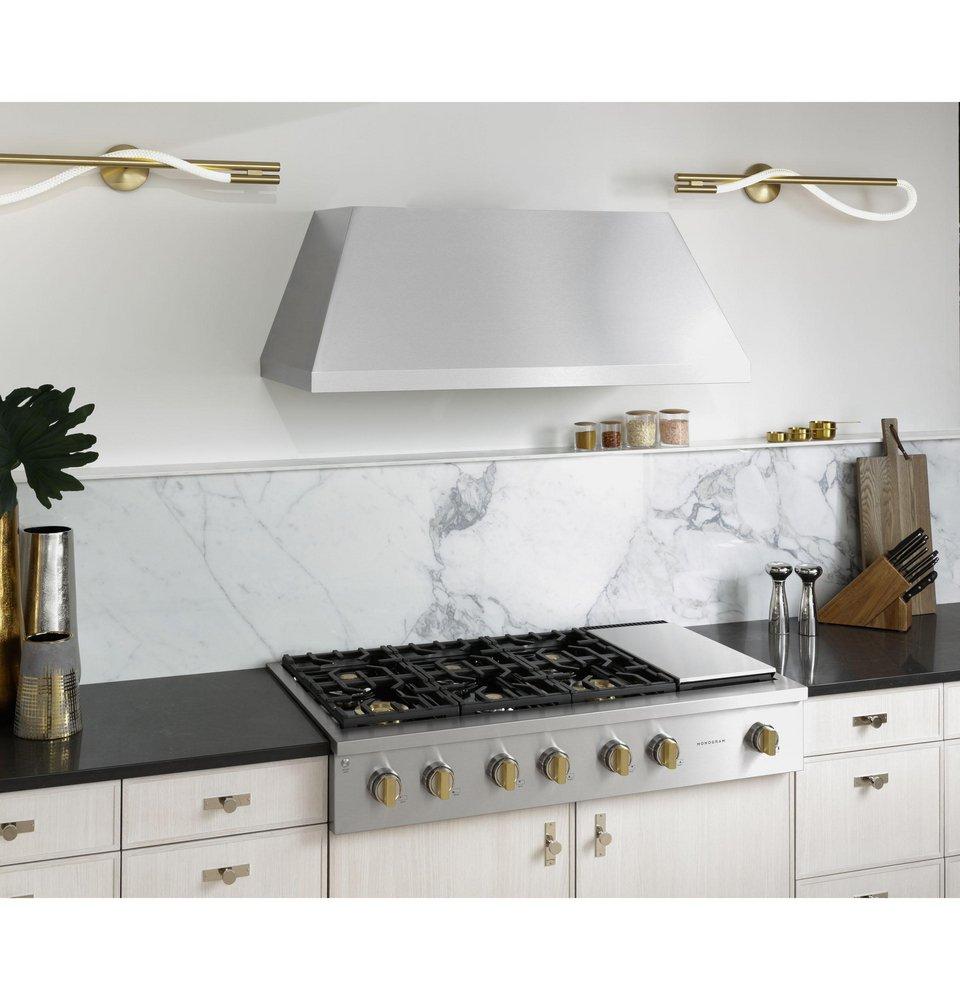 Monogram&reg; Black 6-Burner 23000 BTU Sealed Cooktop 