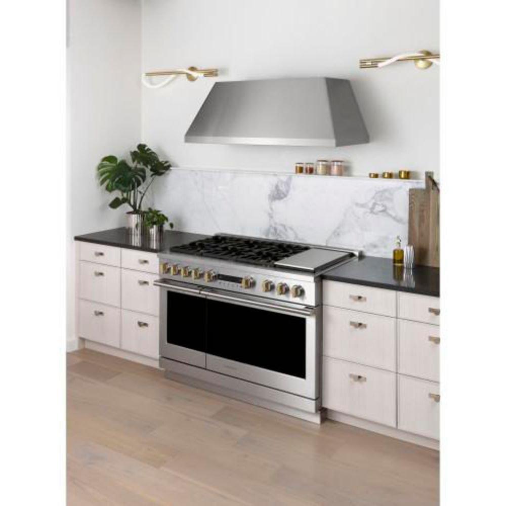 Monogram&reg; Stainless Steel 35-1/4 x 47-7/8 x 28-1/2 in. 23000 BTU 8.25 cu. ft. 6-Burner Sealed Dual Fuel Freestanding Range 