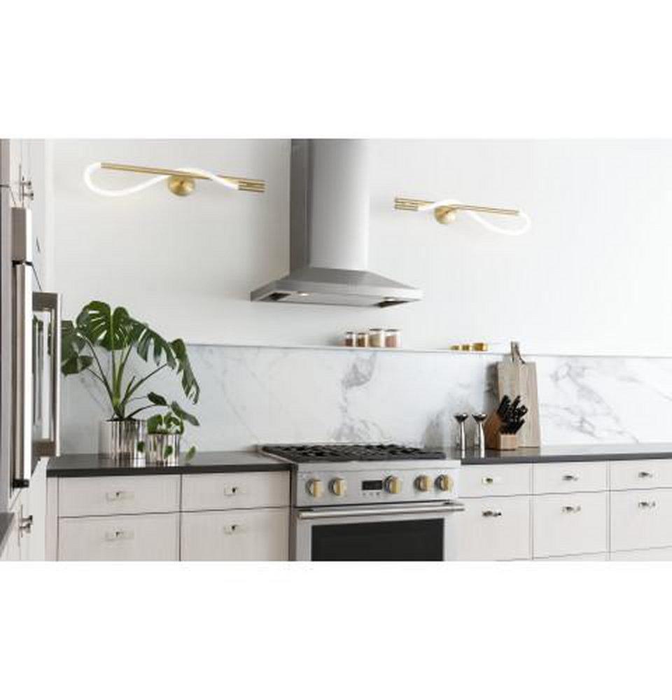 GE Profile&trade; Fingerprint Resistant Stainless Steel 30 x 36-1/2 in. 21000 BTU 6.7 cu. ft. 5-Burner Sealed Gas Freestanding Range 