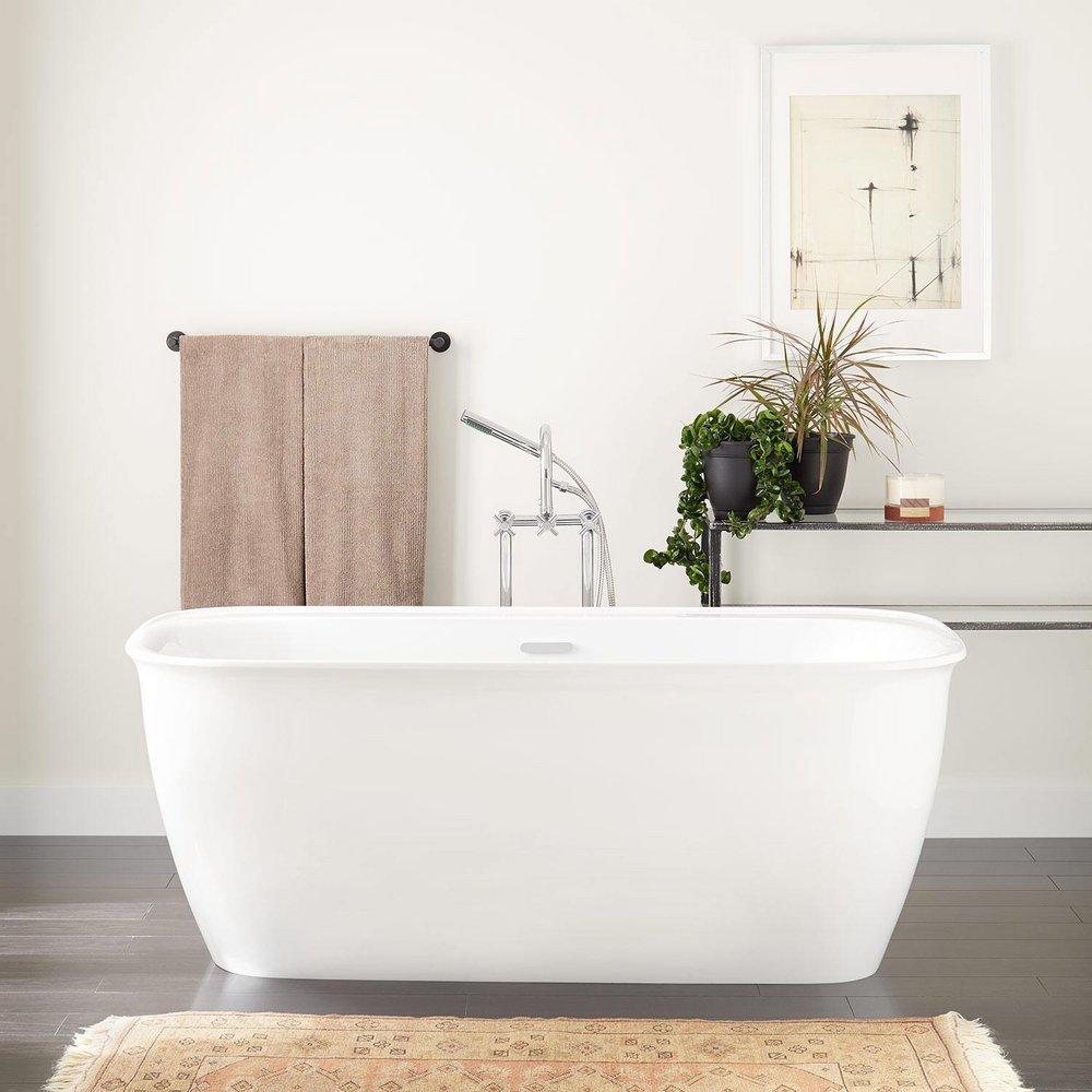 Signature Hardware White 63-1/4 x 31-1/2 in. Freestanding Bathtub with Offset Drain 