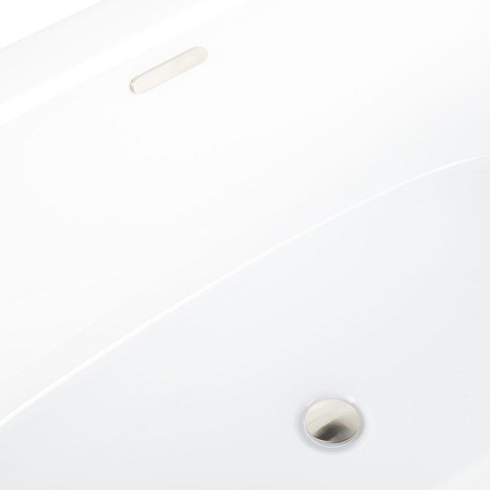 Signature Hardware White 69 x 31-1/8 in. Freestanding Bathtub with Center Drain 
