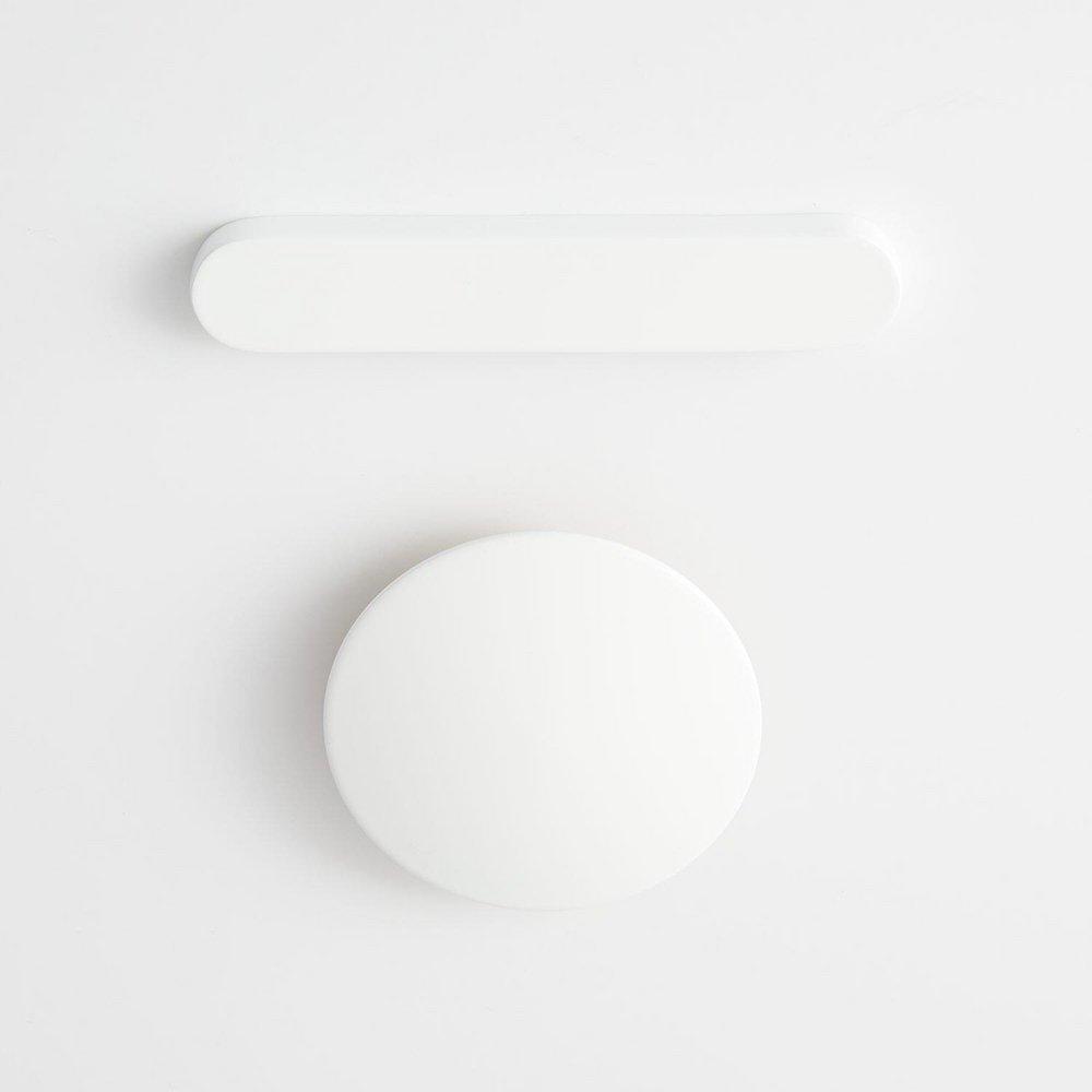 Signature Hardware White 65-3/4 x 29-1/2 in. Freestanding Bathtub with Offset Drain 