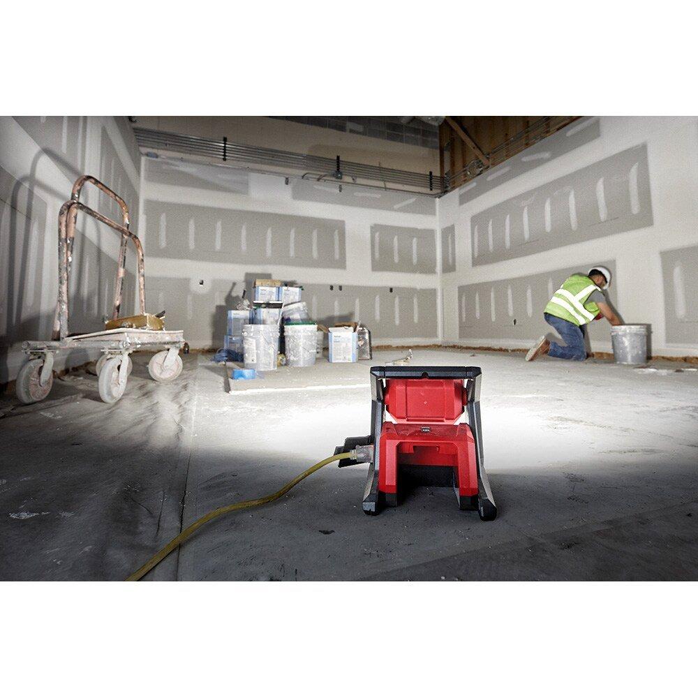 Milwaukee&reg; Black 80W LED Flood Light 