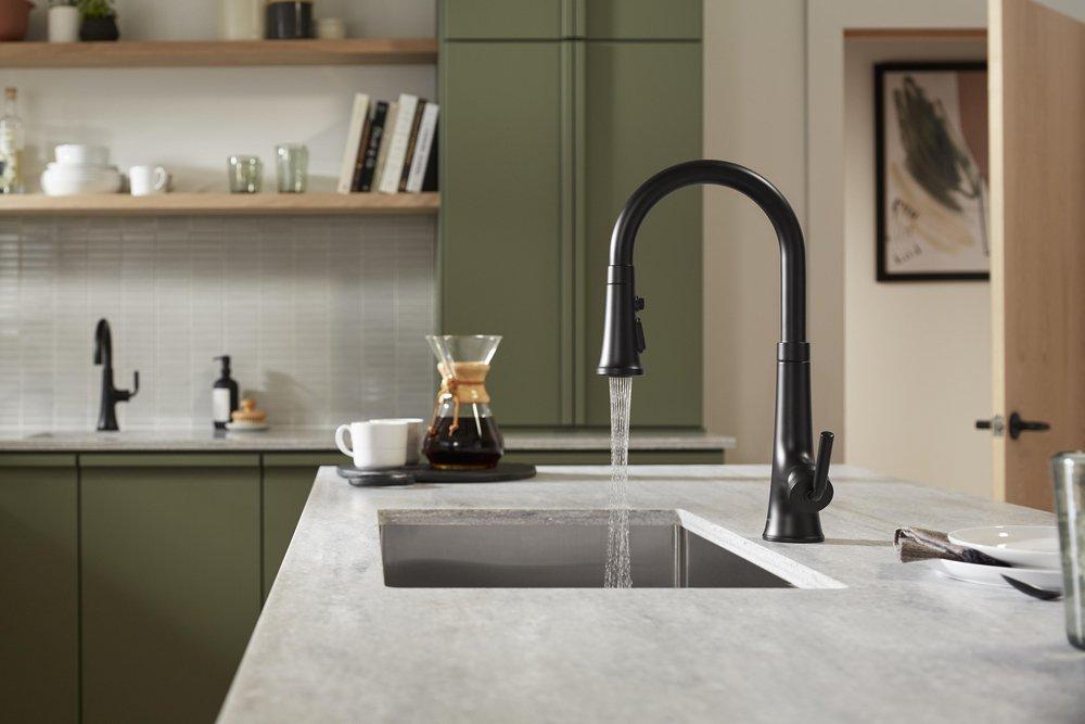 KOHLER Matte Black Single Handle Pull Down Kitchen Faucet 