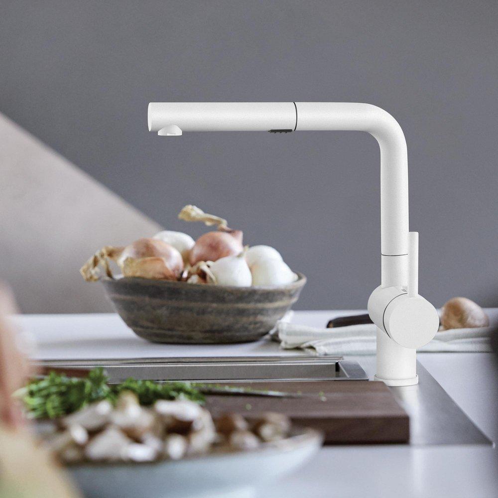 BLANCO White Single Handle Pull Out Kitchen Faucet 