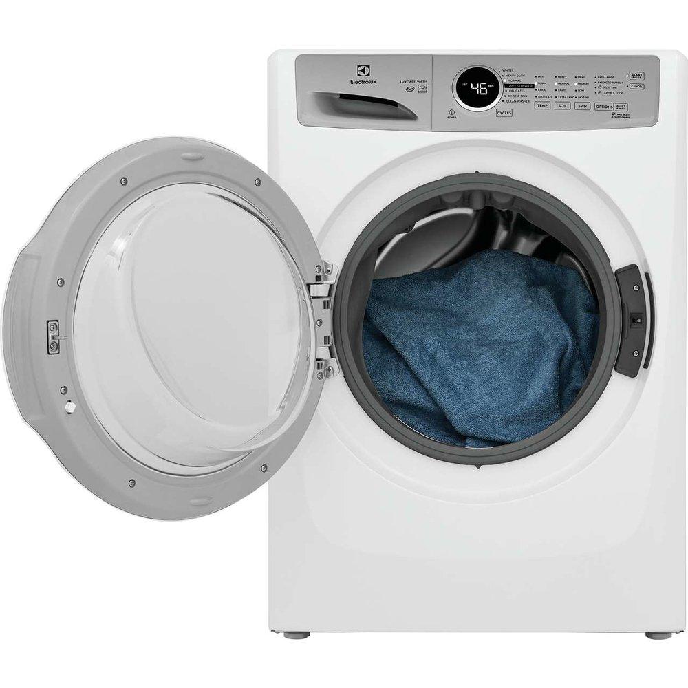 4.4 cu. ft Front Load Washer in White 