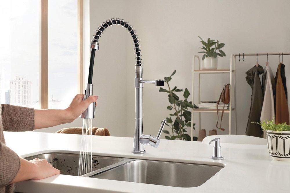 Peerless&reg; Chrome Single Handle Deck Mount Faucet 