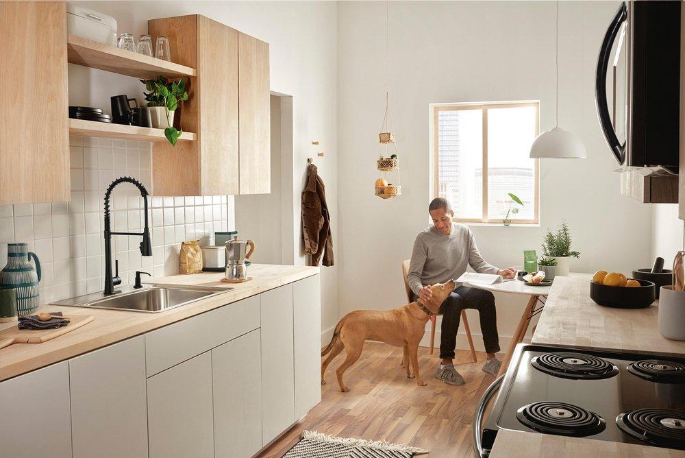 Single Handle Lever Deck Mount Service Faucet 