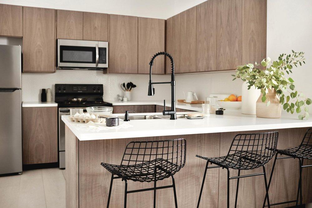 Single Handle Lever Deck Mount Service Faucet 