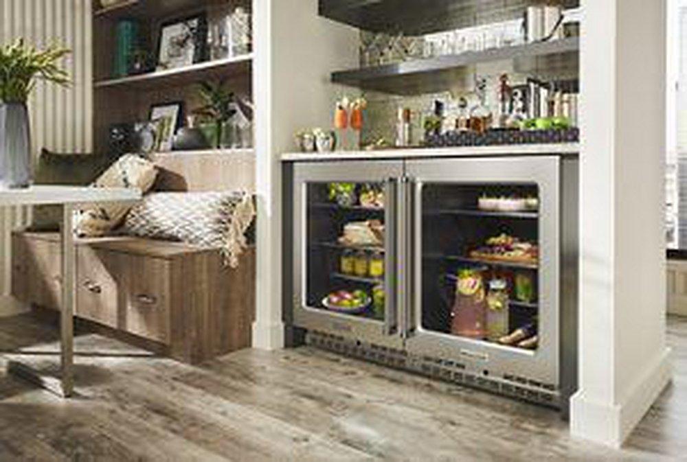 24 UC REFRIG LFT DR SS 