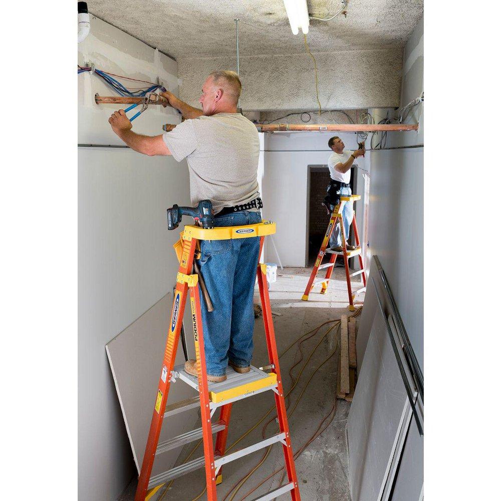 Werner Ladder Orange Fiberglass 300 lb. Step Ladder 