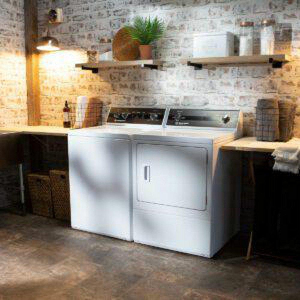 Speed Queen White 7 cu. ft. 26-7/8 x 28 in.120V Gas Front Load Dryer 