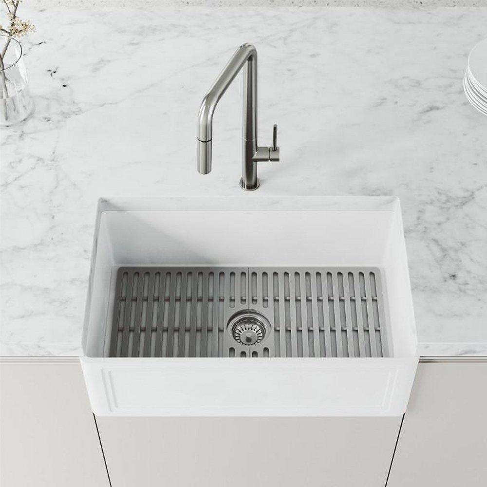 VIGO Stainless Steel Single Handle Pull Down Kitchen Faucet 