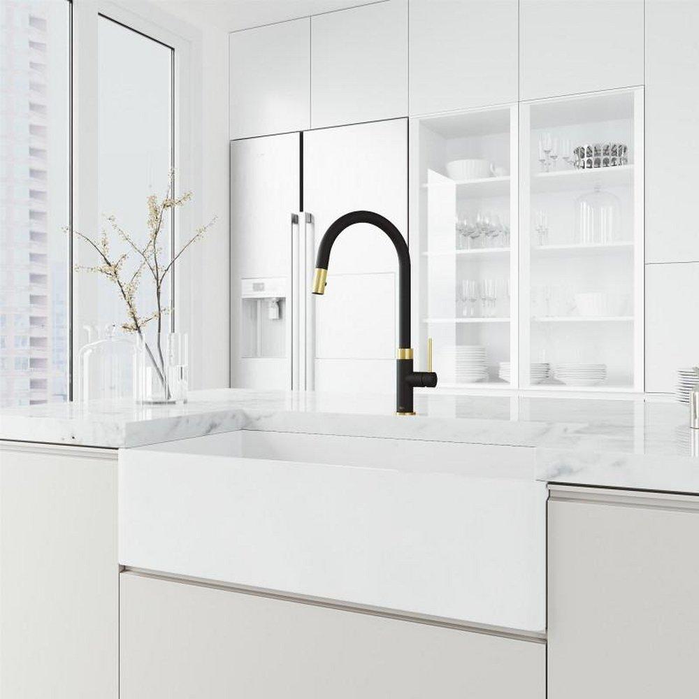 VIGO Matte Brushed Gold Single Handle Pull Down Kitchen Faucet 