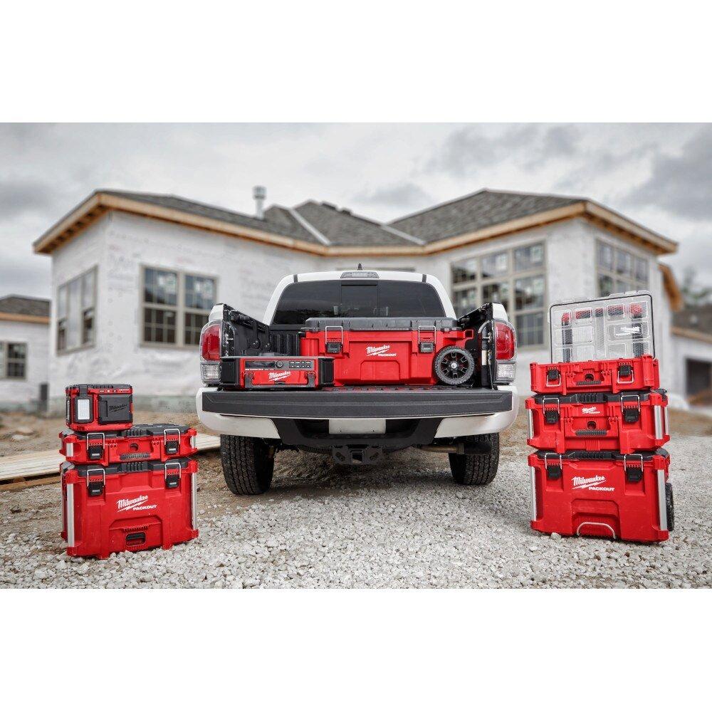 Milwaukee&reg; Red 22 in. Plastic Tool Box 