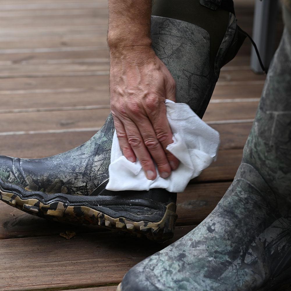 Crocodile Cloth&reg; White 15 x 10 in. Wipes (Pack of 80) 