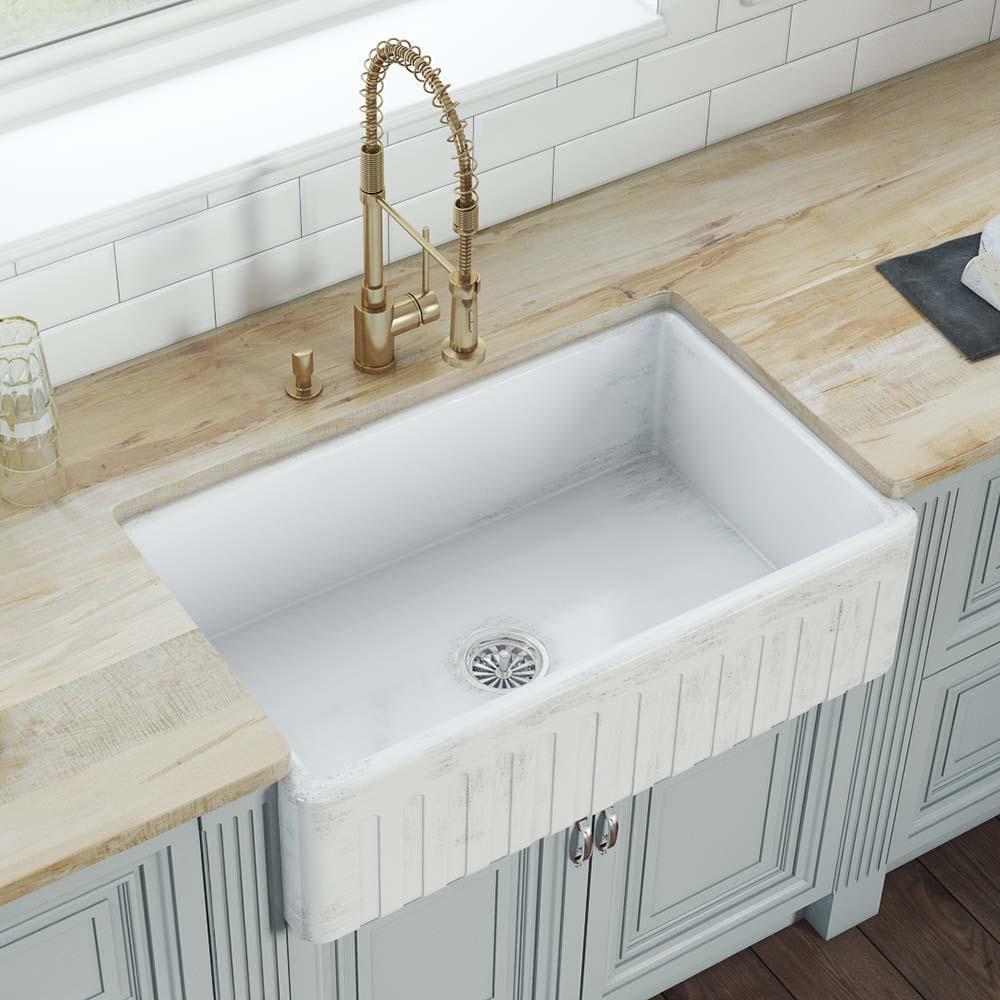 Ruvati White 33 x 20 in. No Hole Fireclay 1 Bowl Farmhouse Kitchen Sink 