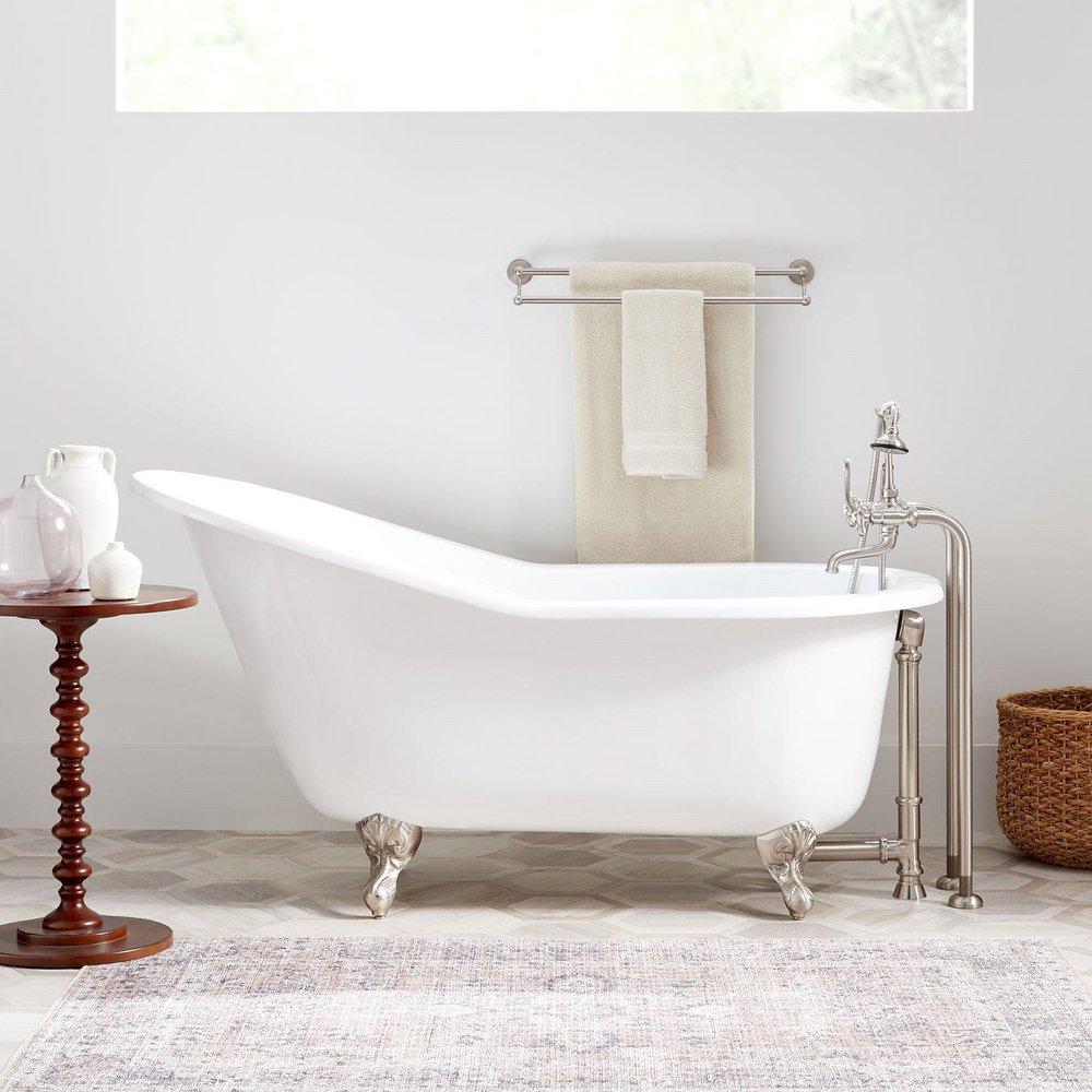 Signature Hardware White 61-1/2 x 30-7/8 in. Freestanding Bathtub with End Drain 