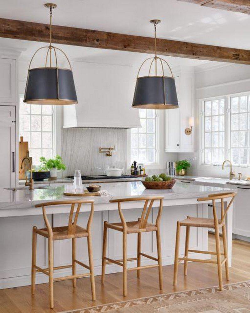 Hinkley Lacquered Brass 60W 1-Light Candelabra E-12 Pendant 