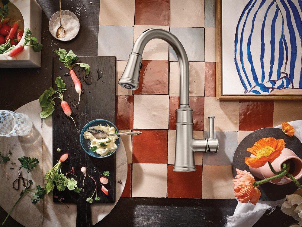 Single Handle Pull Down Touchless Kitchen Faucet with Voice Activation in Spot Resist&trade; Stainless 