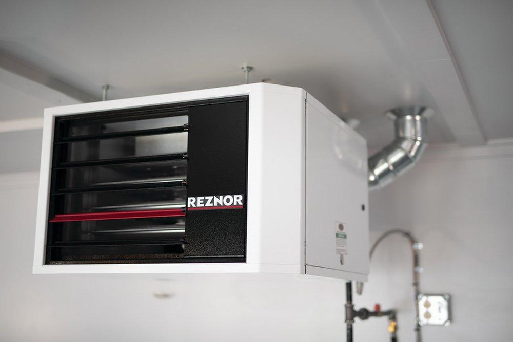 Reznor White/Black/Red Natural Gas Unit Heater 