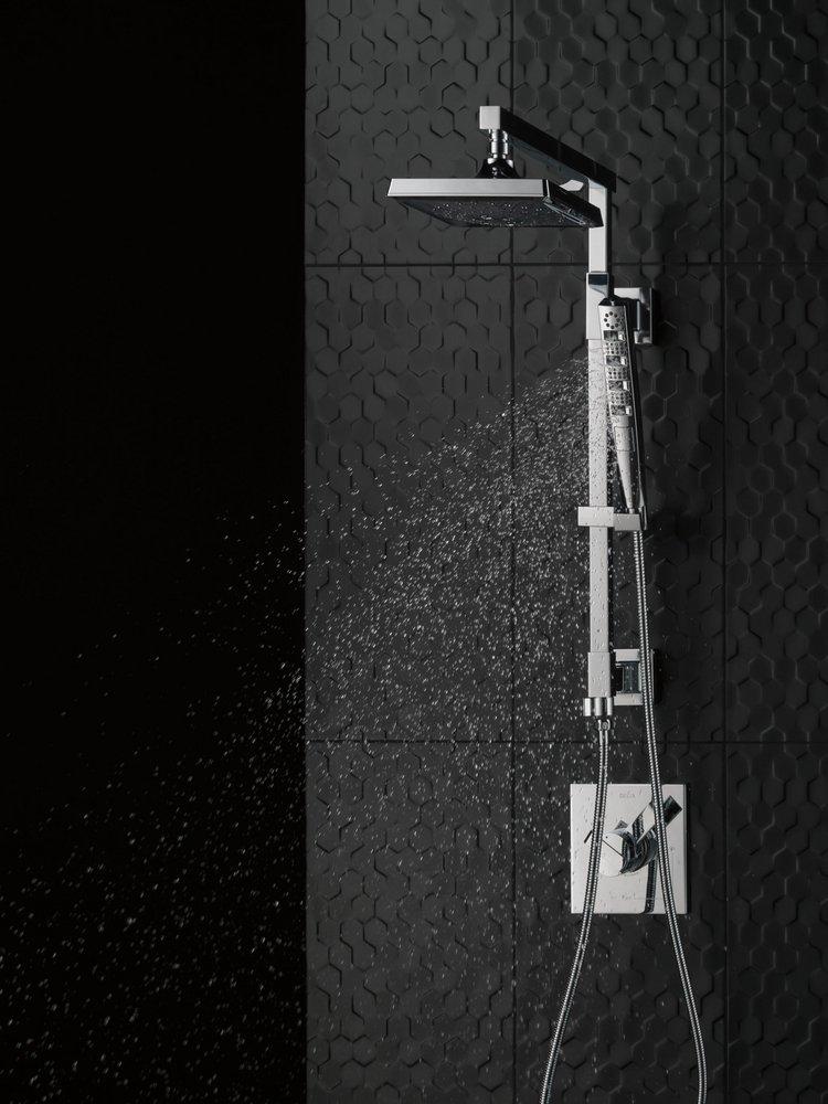 Delta Faucet Chrome Multi Function Showerhead 