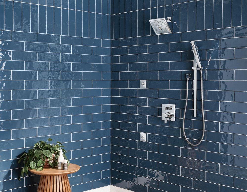 Delta Faucet Lumicoat® Chrome Multi Function Showerhead 