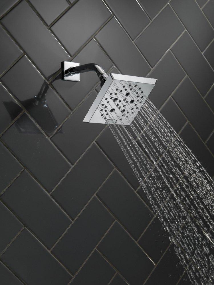 Delta Faucet Lumicoat™ Chrome Multi Function Showerhead 